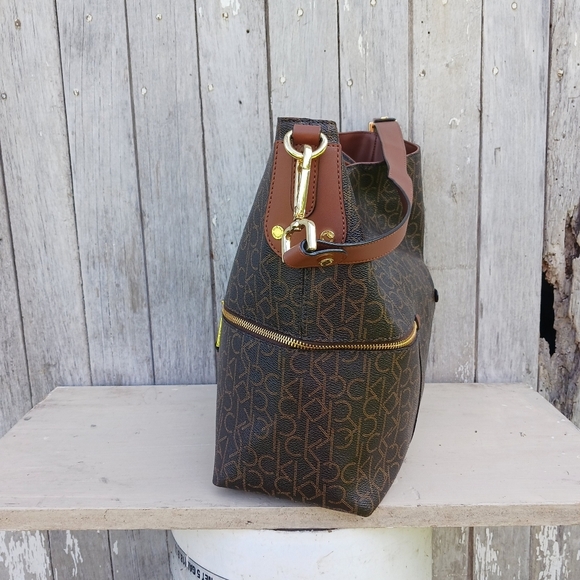 Calvin Klein Lyla Monogram Double Zip Shoulder Bag Purse Removable Strap - Picture 5 of 12